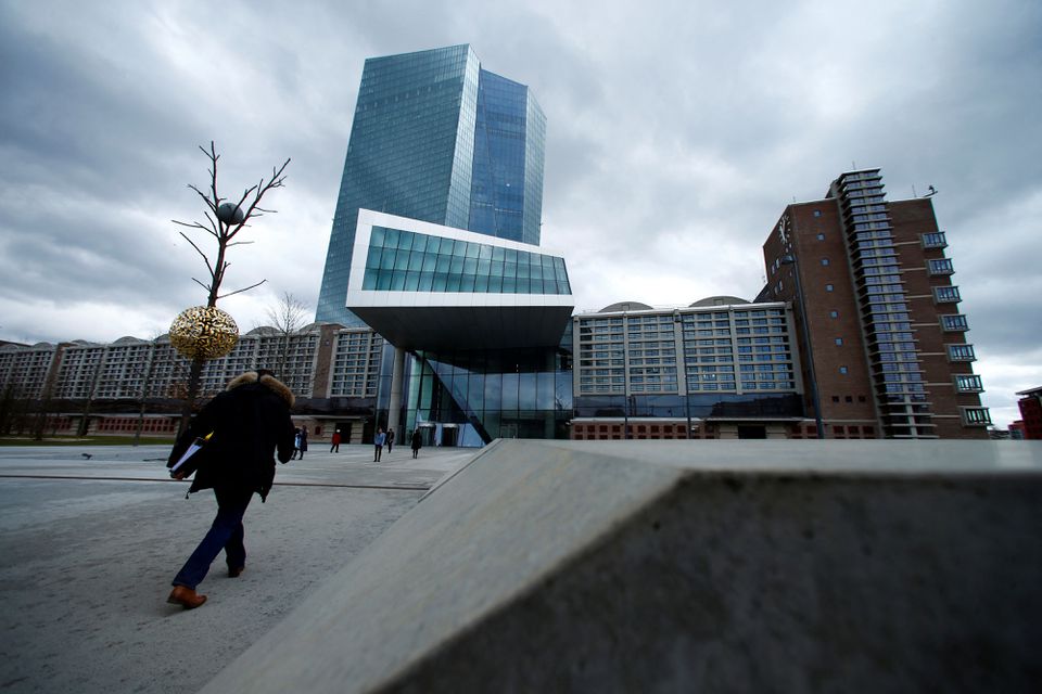 BQE: Përshkallëzimi i tensioneve tregtare globale rrezikon stabilitetin financiar